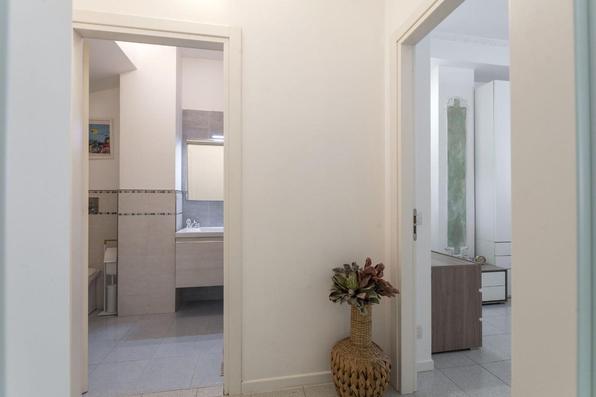 Italian Experience-La Rondine Apartment Porto Recanati Esterno foto