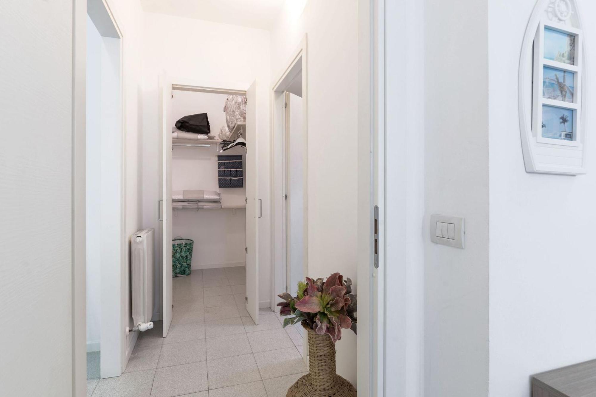 Italian Experience-La Rondine Apartment Porto Recanati Esterno foto